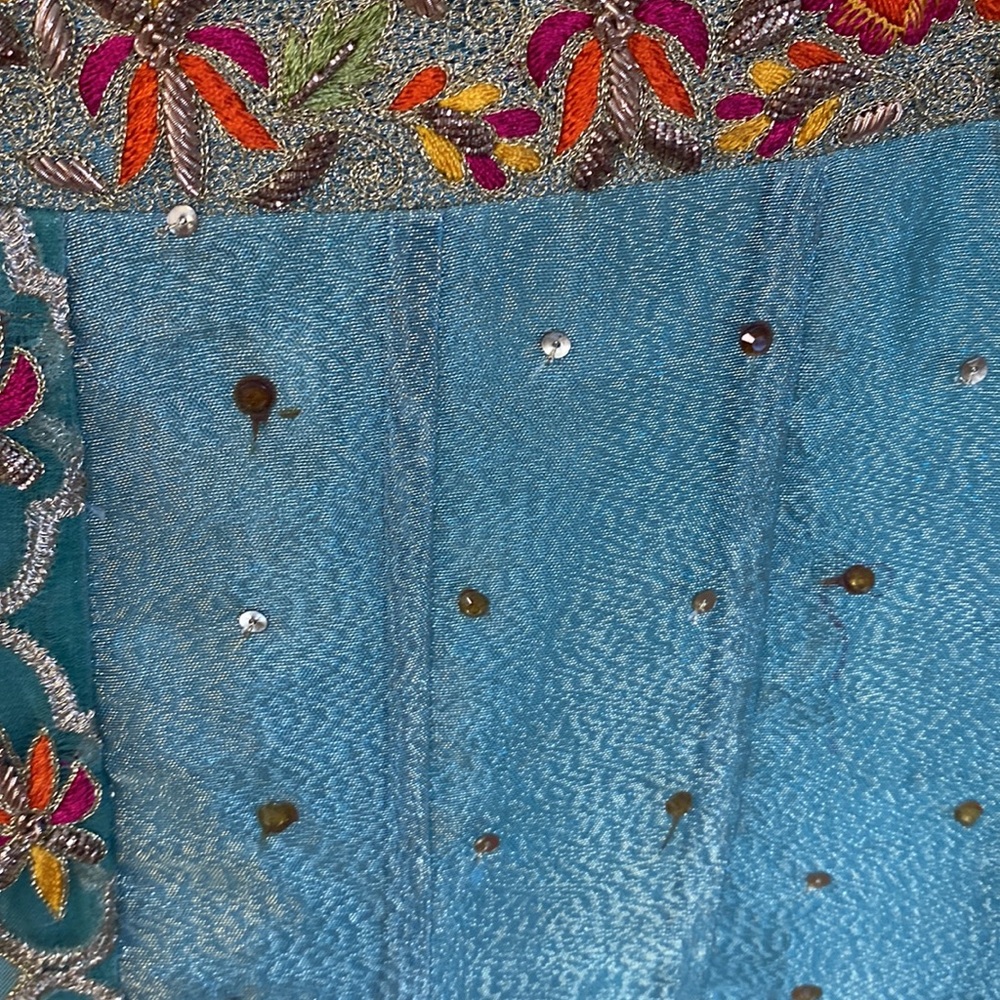 Pret a porter formal outfit (Pakistani) desi wear - Picture 15 of 16